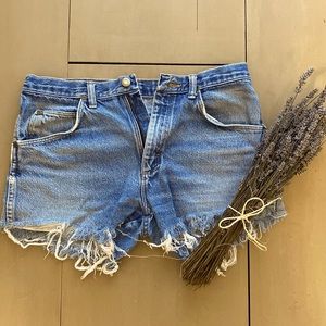 Vintage Wrangler Cut-Off Denim Shorts